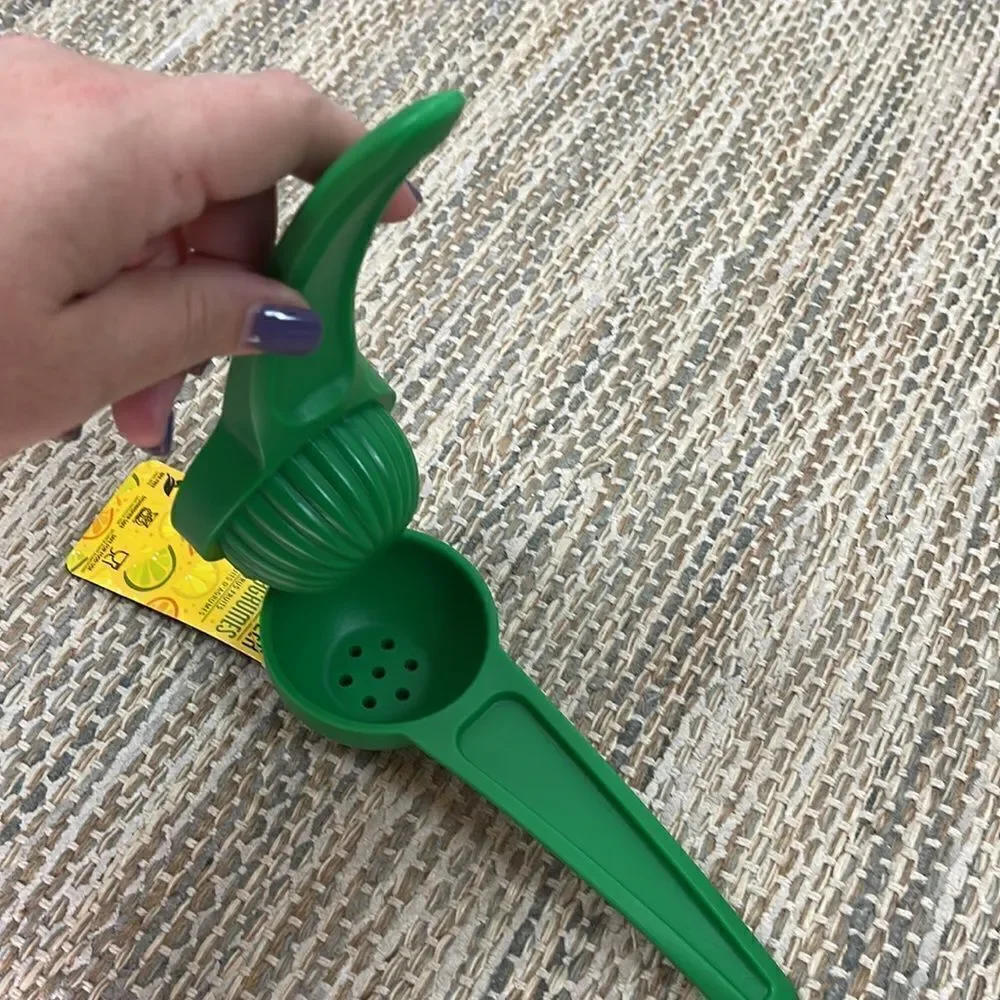 AR+Cook Citrus Juicer Green NWT